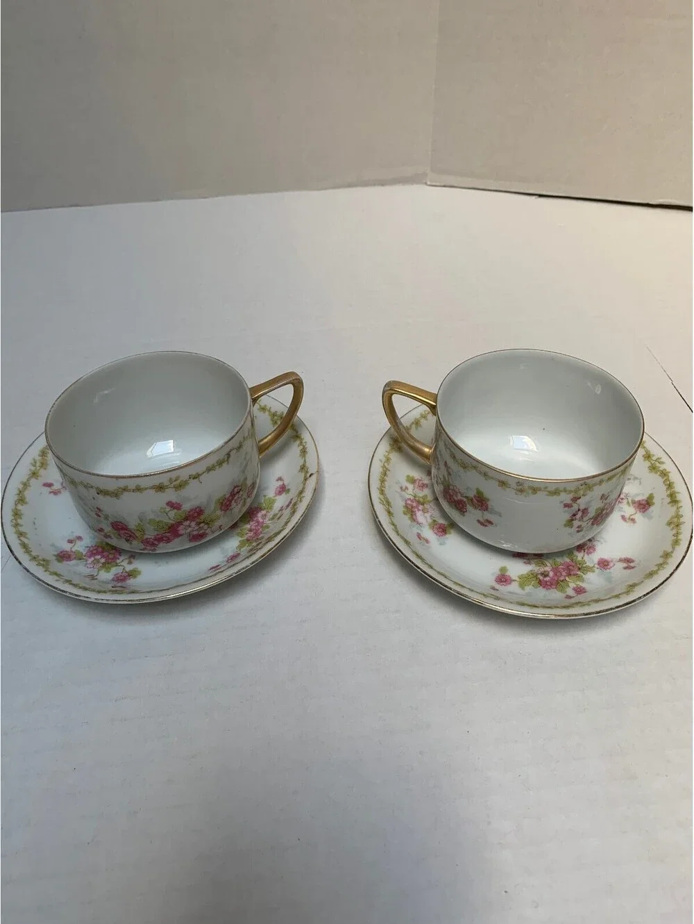 Vintage Victoria Austria Pattern 223 or VT0223 Pink Rosebuds 2 Sets